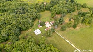 9905 52nd Avenue, Allendale, MI 49401