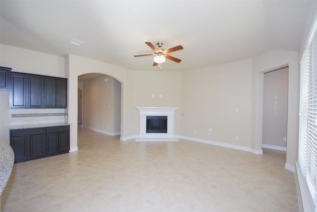 5607 S Denham Ridge Lane, Spring, TX 77389