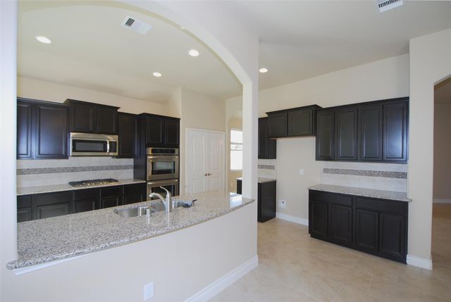 5607 S Denham Ridge Lane, Spring, TX 77389