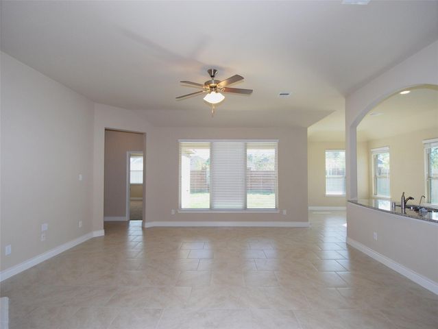 5607 S Denham Ridge Lane, Spring, TX 77389