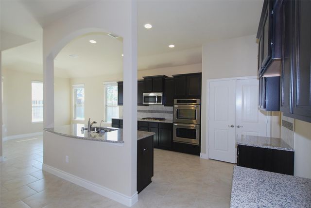 5607 S Denham Ridge Lane, Spring, TX 77389
