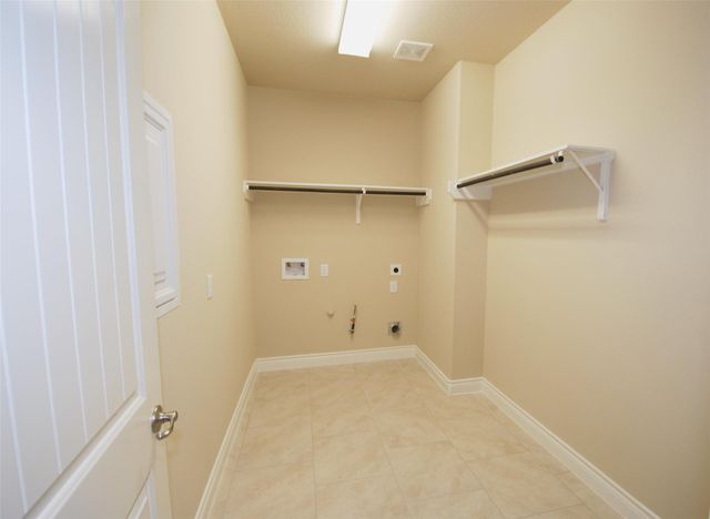 5607 S Denham Ridge Lane, Spring, TX 77389
