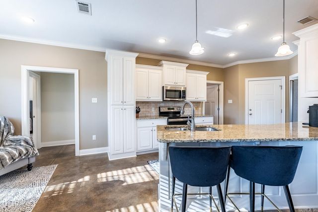 1700 Josh Drive, Conway, AR 72034