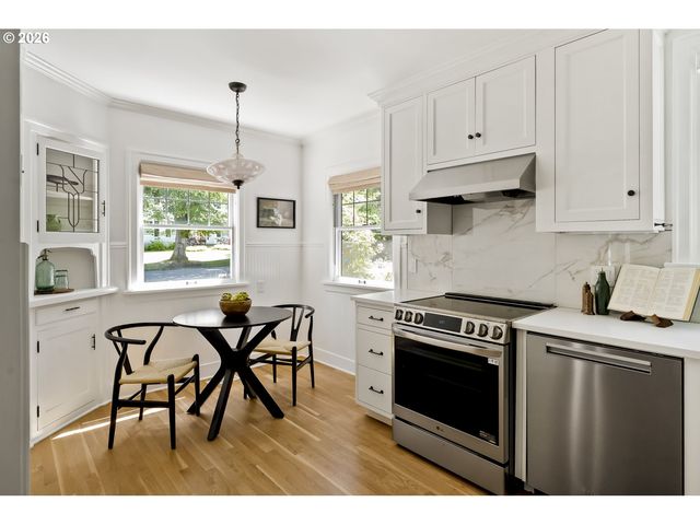 6627 Se 34TH Ave, Portland, OR 97202