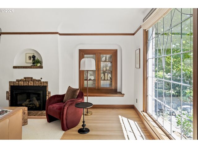 6627 Se 34TH Ave, Portland, OR 97202