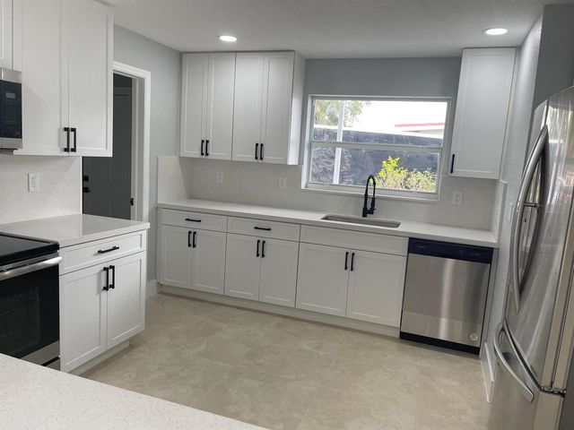 1902 Baythorne Road, West Palm Beach, FL 33415