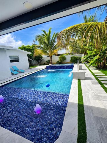 1902 Baythorne Road, West Palm Beach, FL 33415