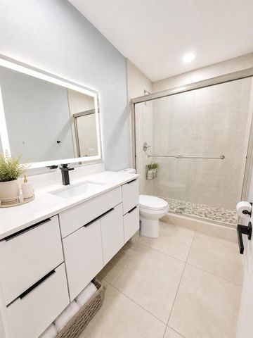 1902 Baythorne Road, West Palm Beach, FL 33415