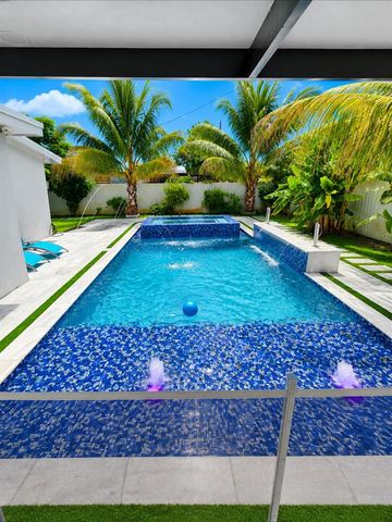 1902 Baythorne Road, West Palm Beach, FL 33415