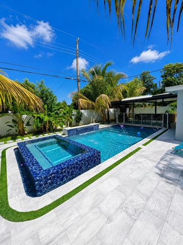 1902 Baythorne Road, West Palm Beach, FL 33415