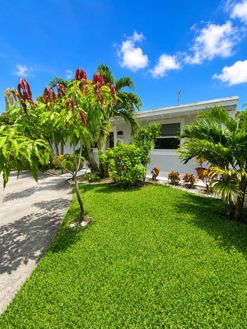 1902 Baythorne Road, West Palm Beach, FL 33415