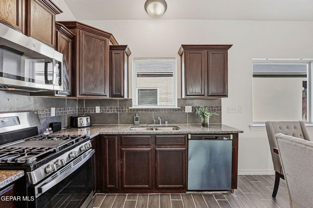 14325 BILL LAZOR Parkway, El Paso, TX 79928