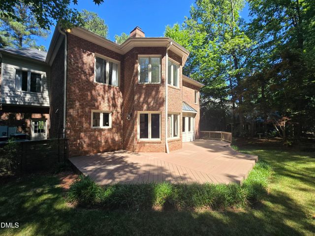 102 Eyemouth Court, Cary, NC 27513