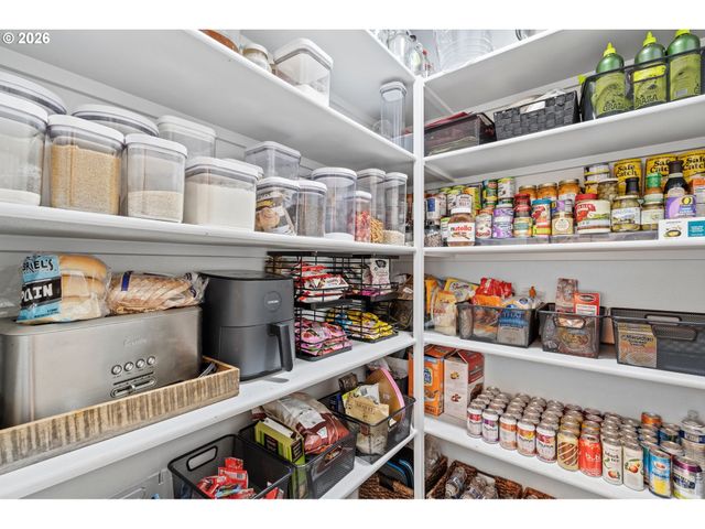 5803 Ne 125TH Cir, Vancouver, WA 98686