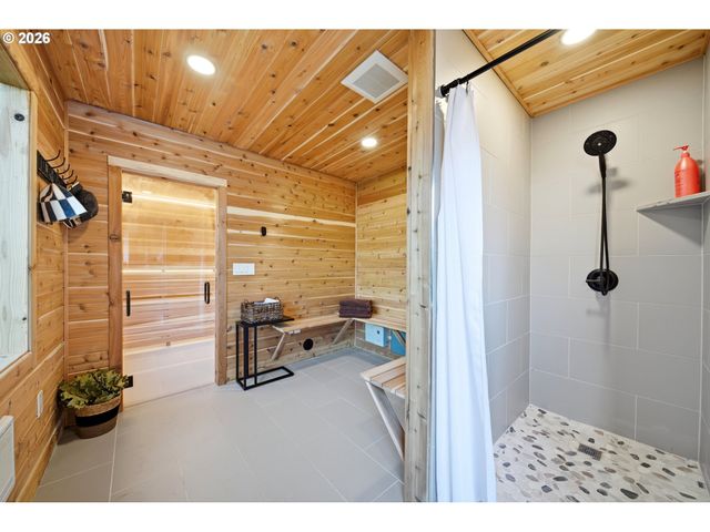 5803 Ne 125TH Cir, Vancouver, WA 98686