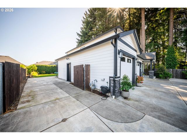 5803 Ne 125TH Cir, Vancouver, WA 98686