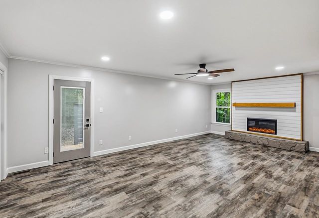 351 S Tyger Lane, Roebuck, SC 29376