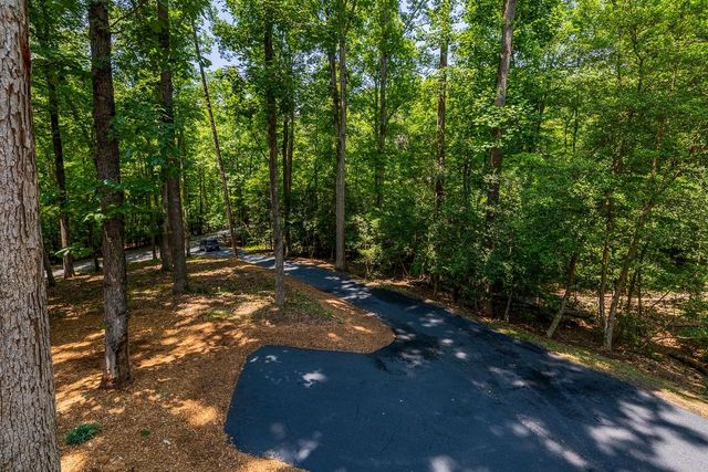 351 S Tyger Lane, Roebuck, SC 29376