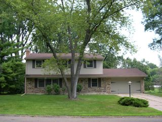5217 Clear Spring Drive, Minnetonka, MN 55345