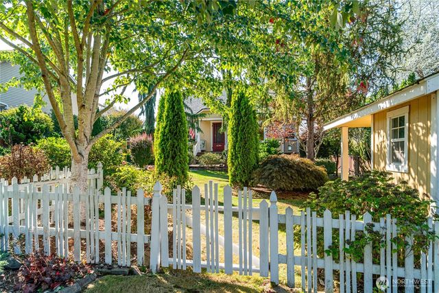 8012 Vernon Road, Lake Stevens, WA 98258