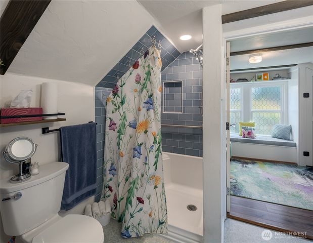 8012 Vernon Road, Lake Stevens, WA 98258