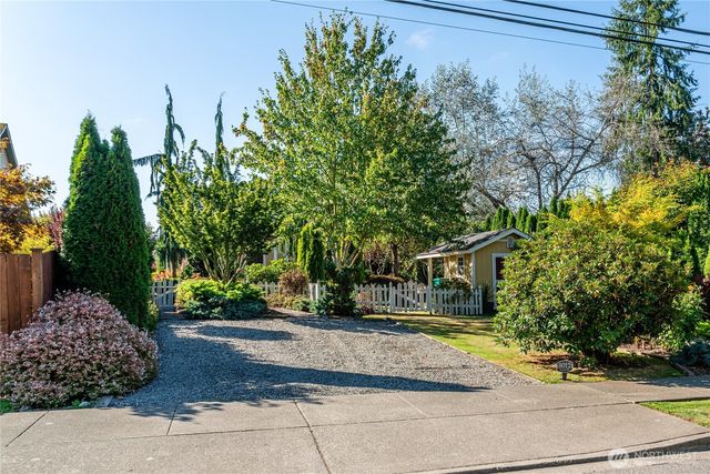 8012 Vernon Road, Lake Stevens, WA 98258