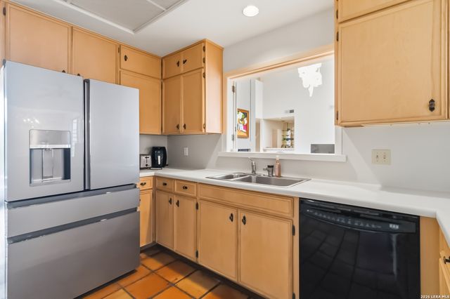 7609 N Songbird, San Antonio, TX 78229