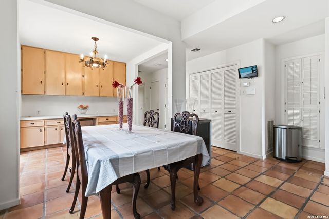 7609 N Songbird, San Antonio, TX 78229