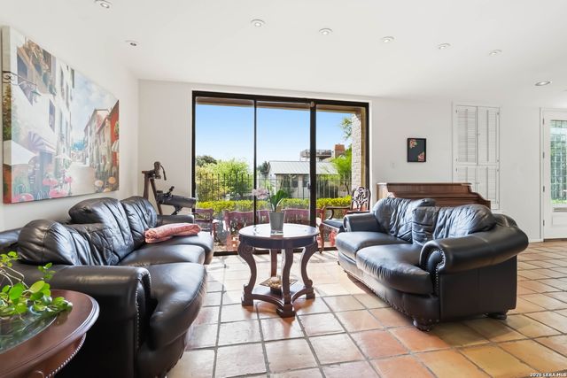 7609 N Songbird, San Antonio, TX 78229