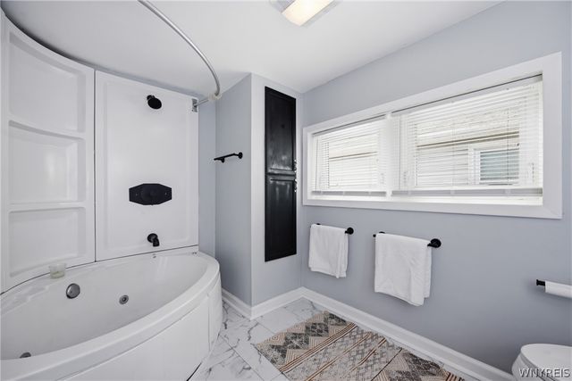 216 Sanders Road, Buffalo, NY 14216