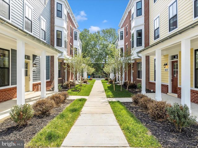 426 CHAPEL ALY, Frederick, MD 21701