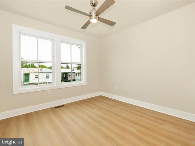 426 CHAPEL ALY, Frederick, MD 21701