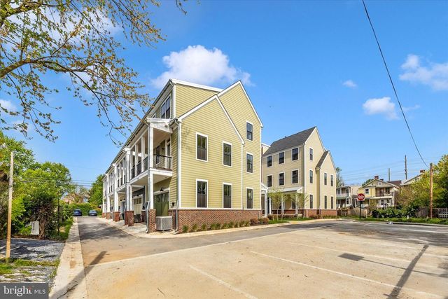 426 CHAPEL ALY, Frederick, MD 21701