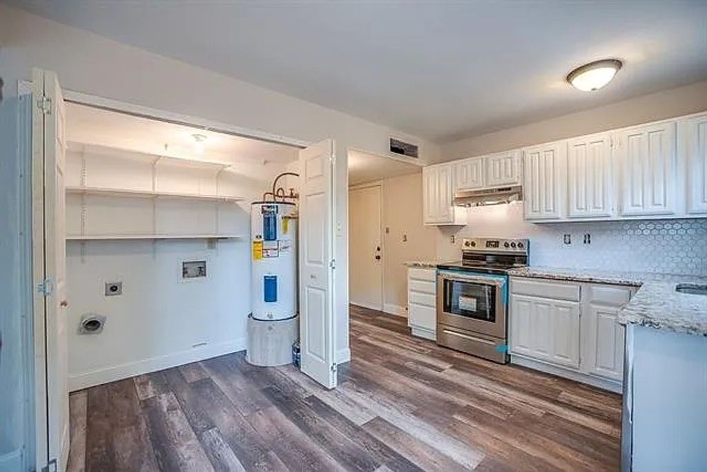 3156 Harbinger Lane, Dallas, TX 75287