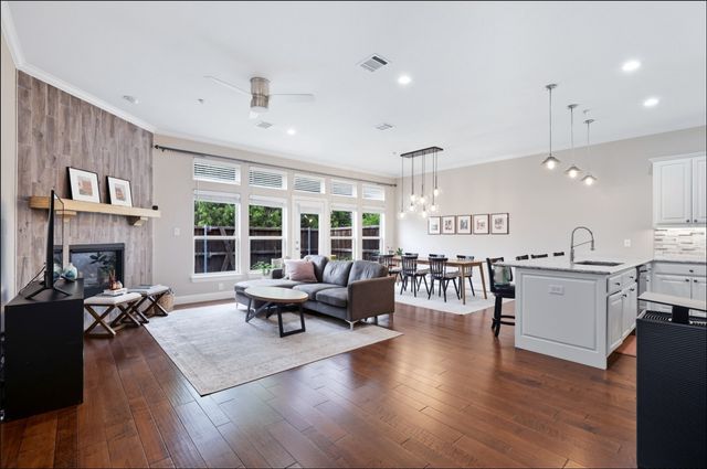 129 Preserve Place, Lewisville, TX 75067