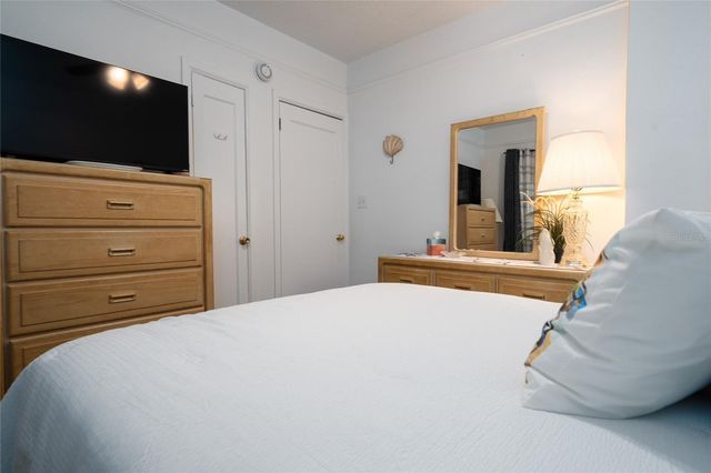 520 DESOTO, De Leon Springs, FL 32130