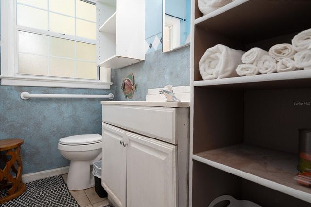 520 DESOTO, De Leon Springs, FL 32130