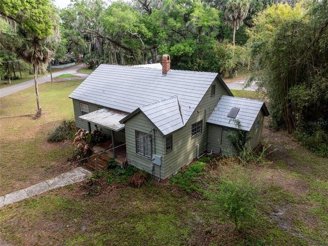 520 DESOTO, De Leon Springs, FL 32130
