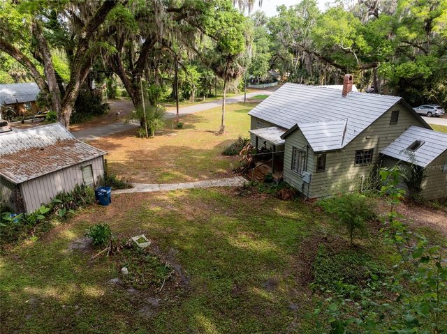 520 DESOTO, De Leon Springs, FL 32130