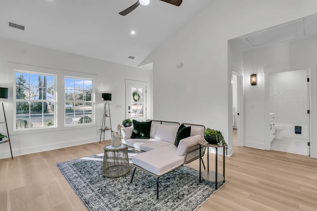 6511 SC-162, Hollywood, SC 29449