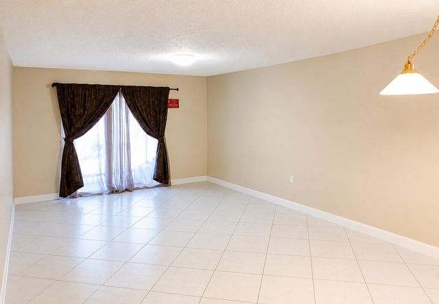 4116 NW 88TH Avenue 207, Coral Springs, FL 33065
