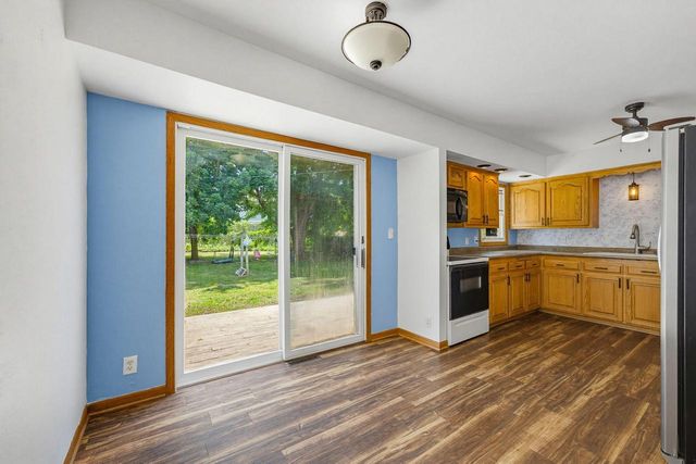 808 Memorial DRIVE, Kewaskum, WI 53040
