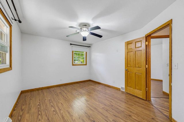 808 Memorial DRIVE, Kewaskum, WI 53040