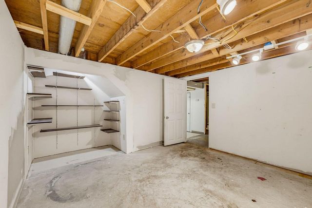 808 Memorial DRIVE, Kewaskum, WI 53040