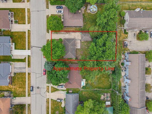 808 Memorial DRIVE, Kewaskum, WI 53040