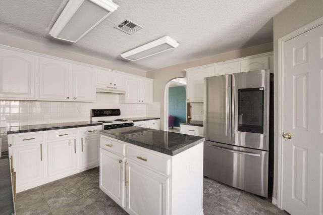 4505 Oak Vista CIR, Killeen, TX 76542