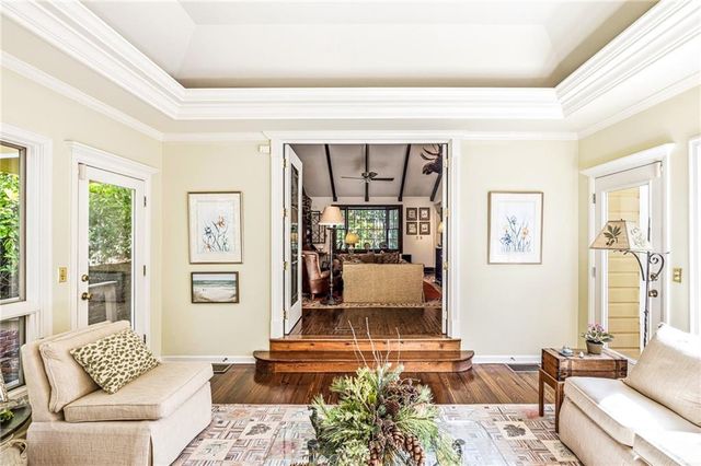 547 Spring Valley NW Road, Atlanta, GA 30318