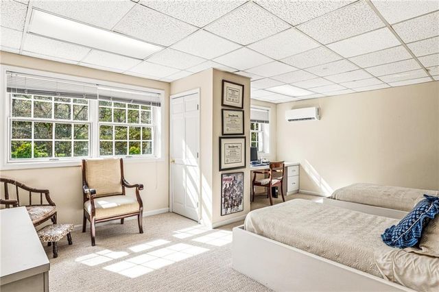 547 Spring Valley NW Road, Atlanta, GA 30318