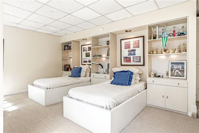 547 Spring Valley NW Road, Atlanta, GA 30318