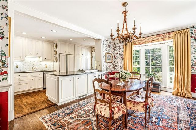 547 Spring Valley NW Road, Atlanta, GA 30318